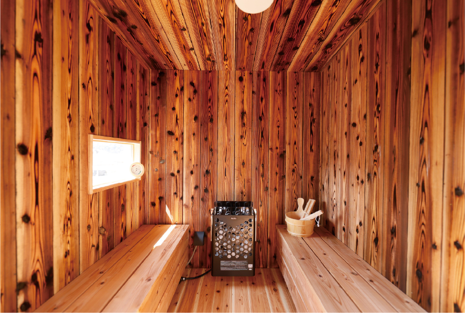 仲間とも楽しめるサウナ設置（4名様サイズ）